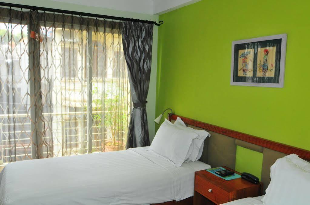 Iris Boutique Hotel Hanoj Exteriér fotografie